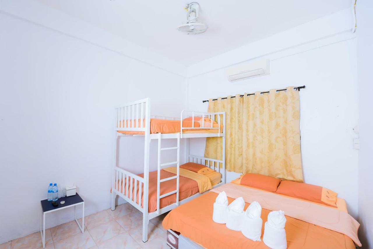 فندق Nadpob Mansion سوراثاني المظهر الخارجي الصورة